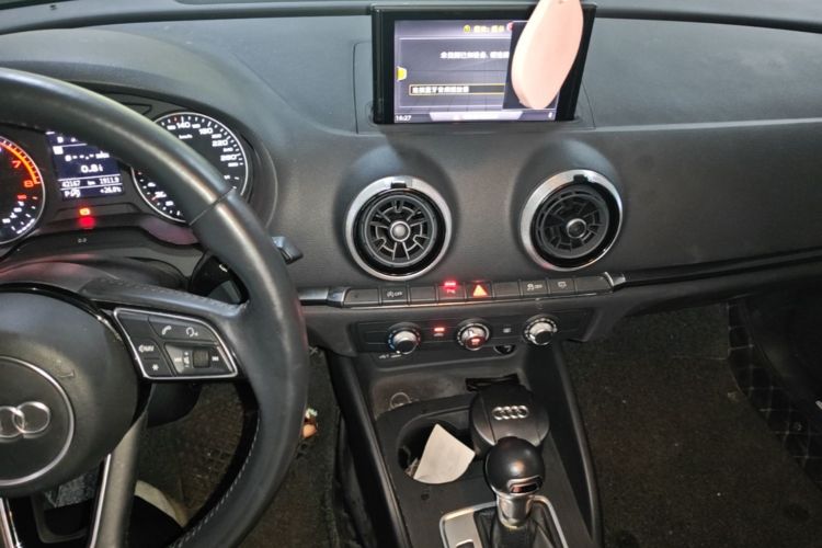 Audi A3 2021 immagine di auto #15