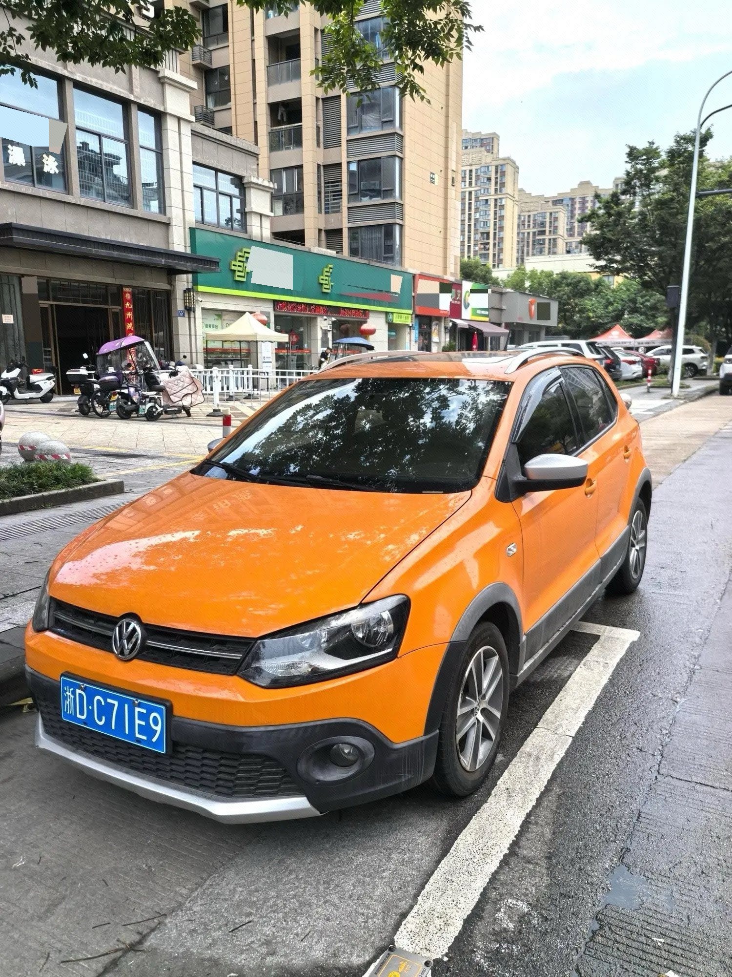 Volkswagen Polo 2013 Volkswagen Polo 2013 car image