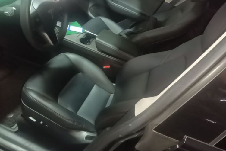Tesla Model Y 2023 #15 Tesla Model Y 2023 car image #15