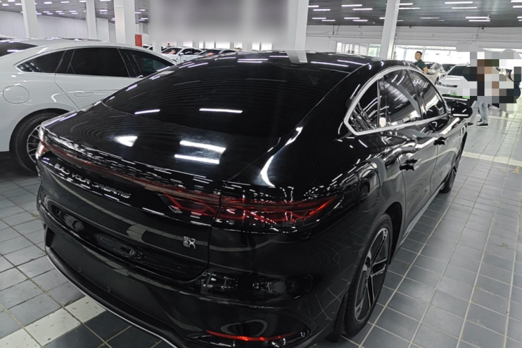 BYD Han 2023 #5 BYD Han 2023 car image #5