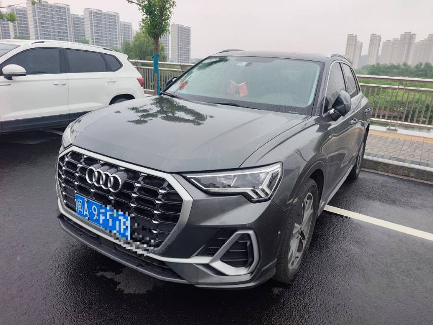 Audi Q3 2022 Audi Q3 2022 car image