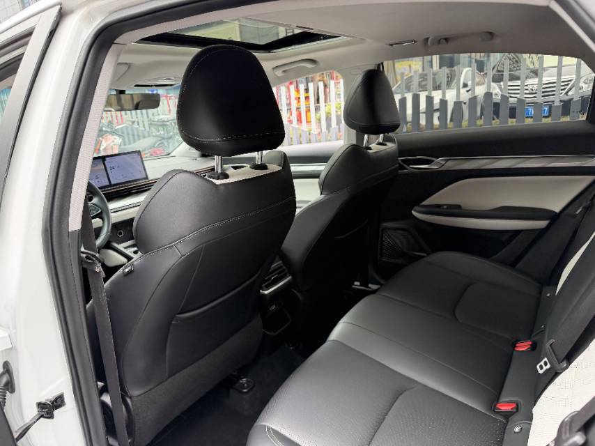 GEELY Emgrand L 2022 #10 GEELY Emgrand L 2022 immagine di auto #10