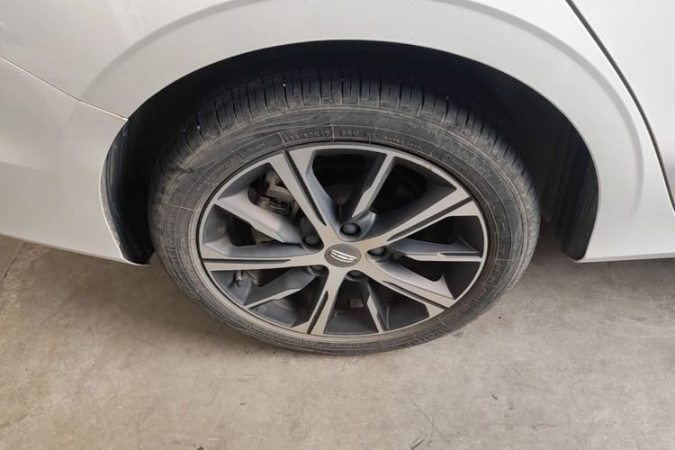 GEELY Emgrand 2022 car image #10