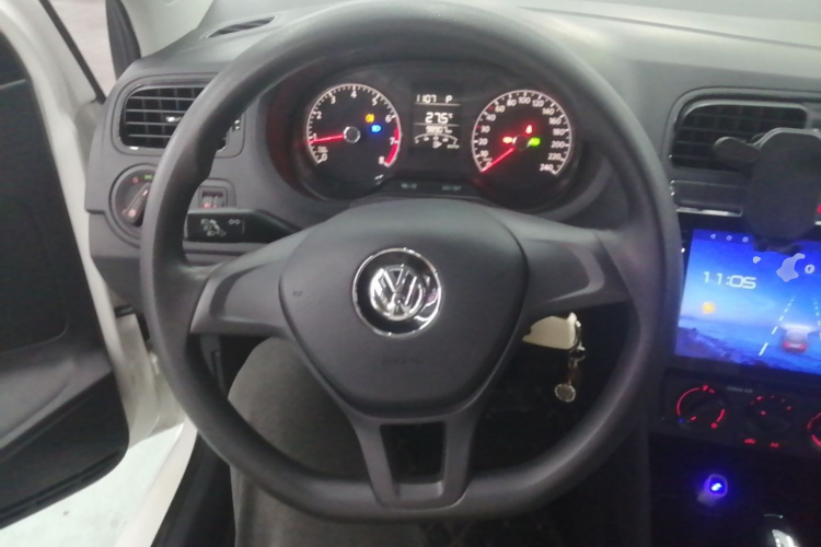 Volkswagen Polo 2017 #11 Volkswagen Polo 2017 car image #11