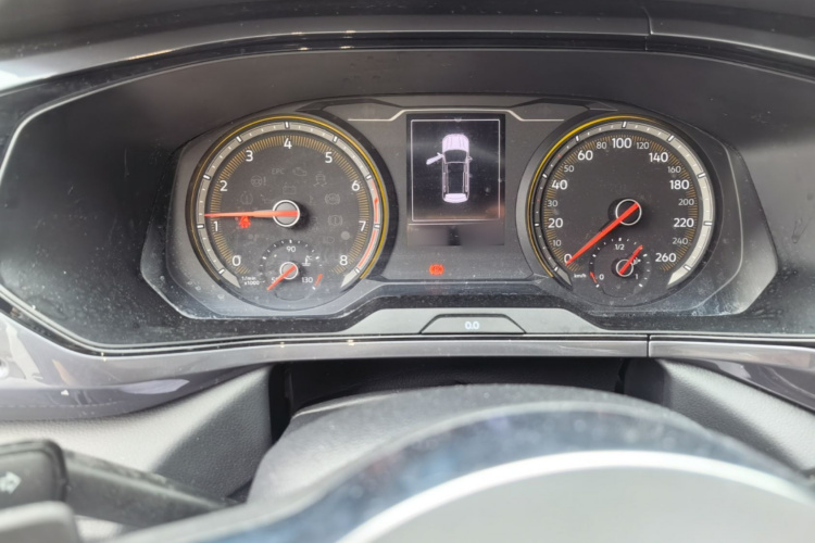Volkswagen Tharu 2019 car image #16