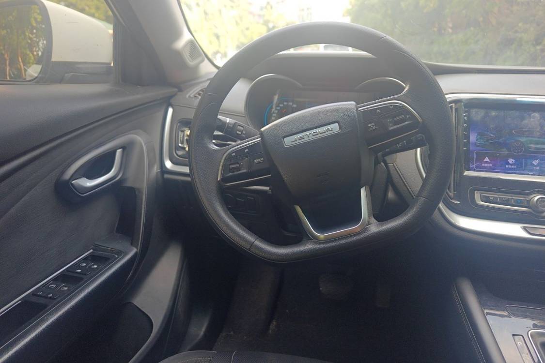 Jetour X70M 2020 #22 Jetour X70M 2020 car image #22