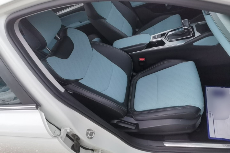 GEELY Emgrand L 2022 car image #24