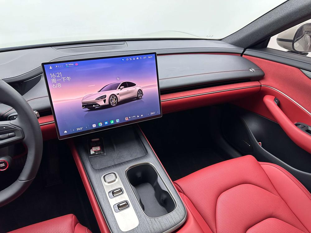2025 car image #22