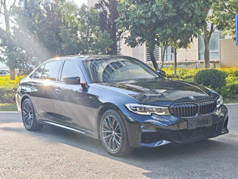 BMW 3 Series 2020 car image #3