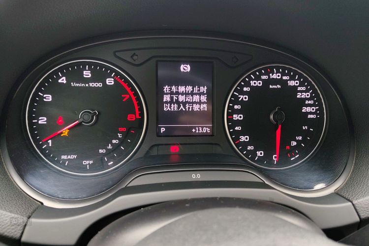 Audi A3 2018 immagine di auto #13
