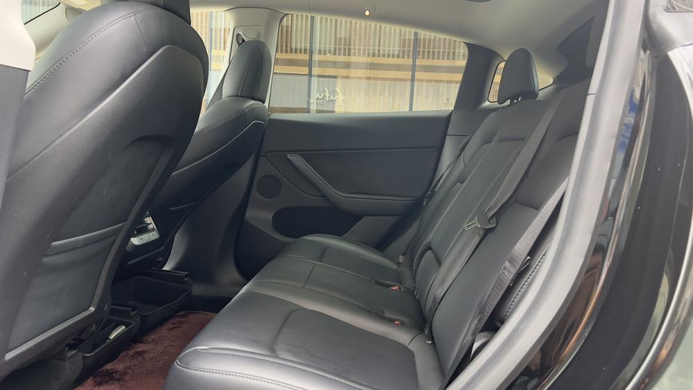 Tesla Model Y 2021 #19 Tesla Model Y 2021 car image #19