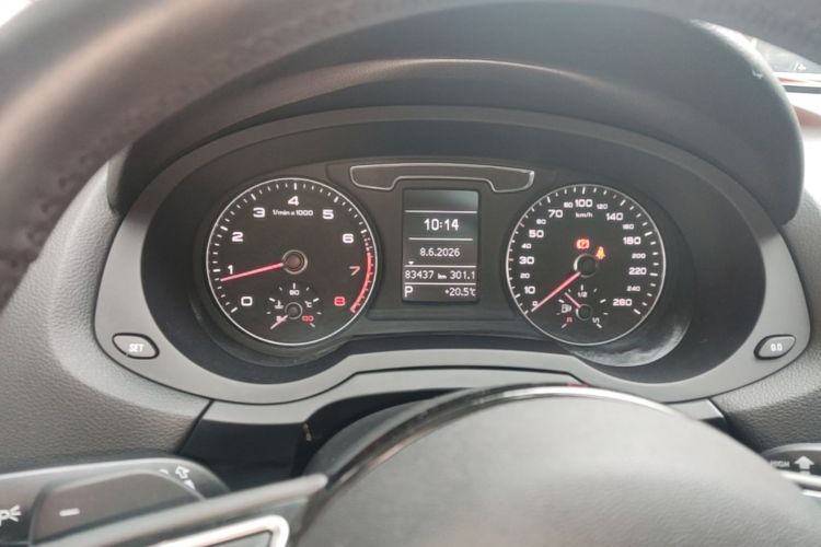 Audi Q3 2018 #12 Audi Q3 2018 car image #12