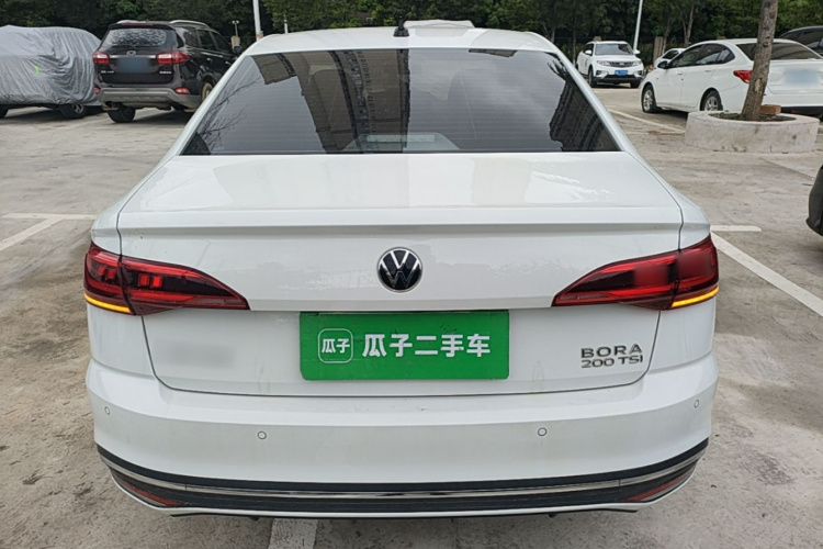 Volkswagen Bora 2025 car image #6
