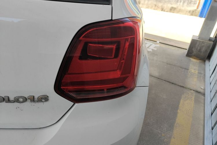 Volkswagen Polo 2015 #8 Volkswagen Polo 2015 car image #8