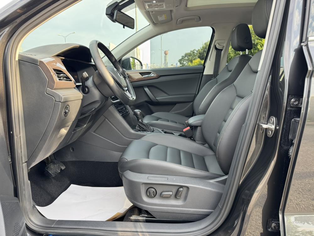 Volkswagen Tharu 2022 immagine di auto #16
