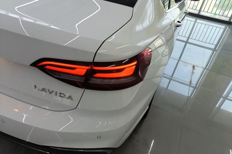 Volkswagen Lavida 2022 imagen de coche #8