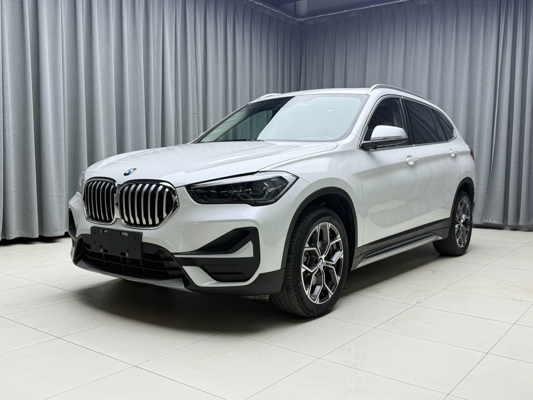 BMW X1 2022 BMW X1 2022 car image