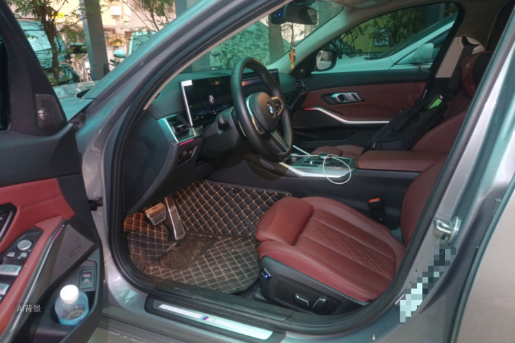 BMW 3 Series 2024 изображение автомобиля #18