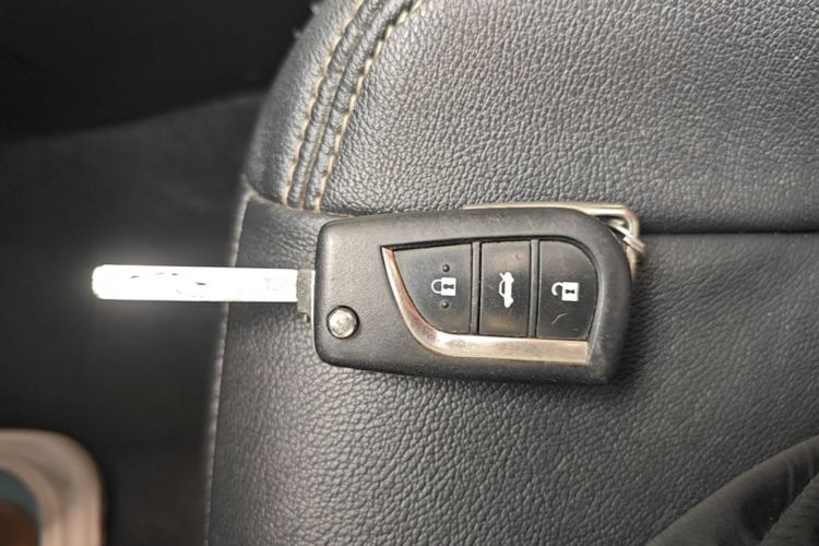 Toyota Corolla 2018 car image #9