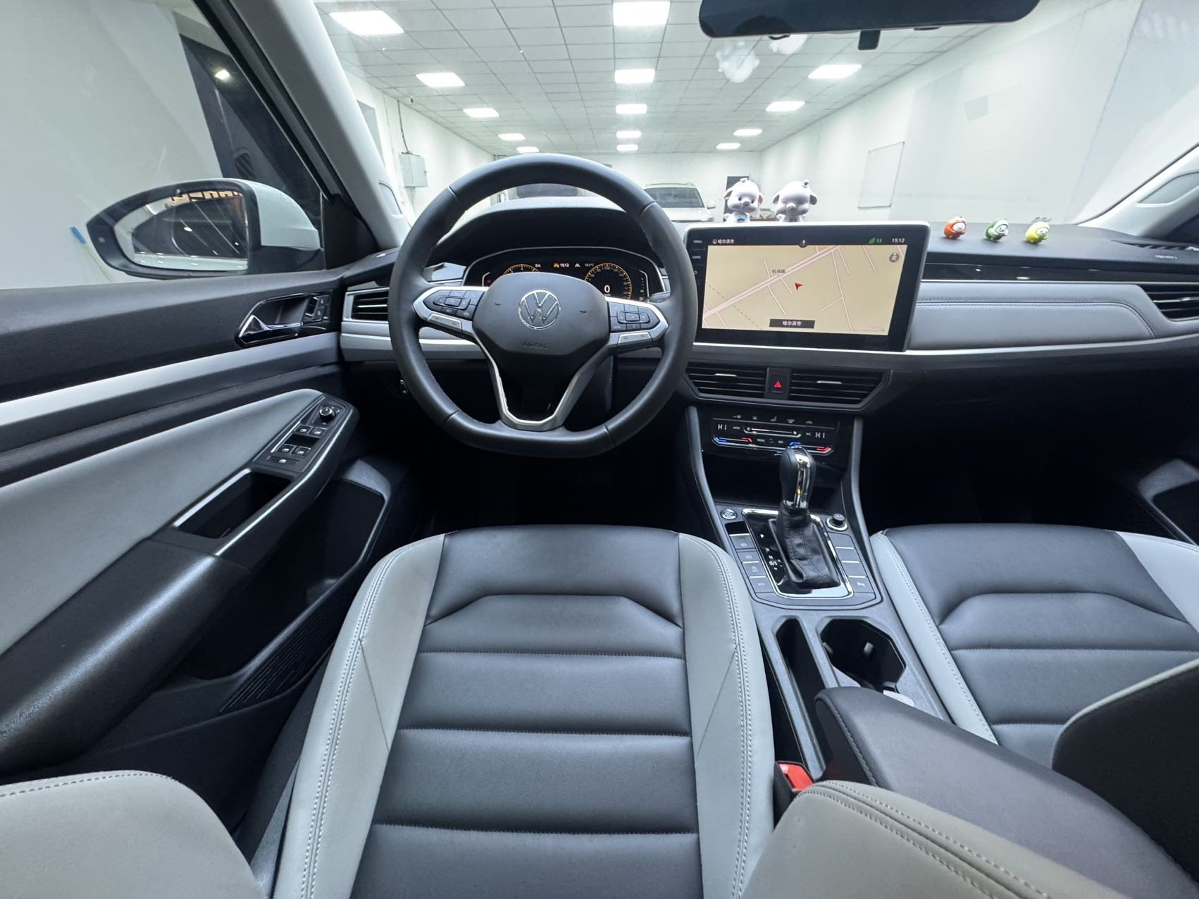 2023 изображение автомобиля #9