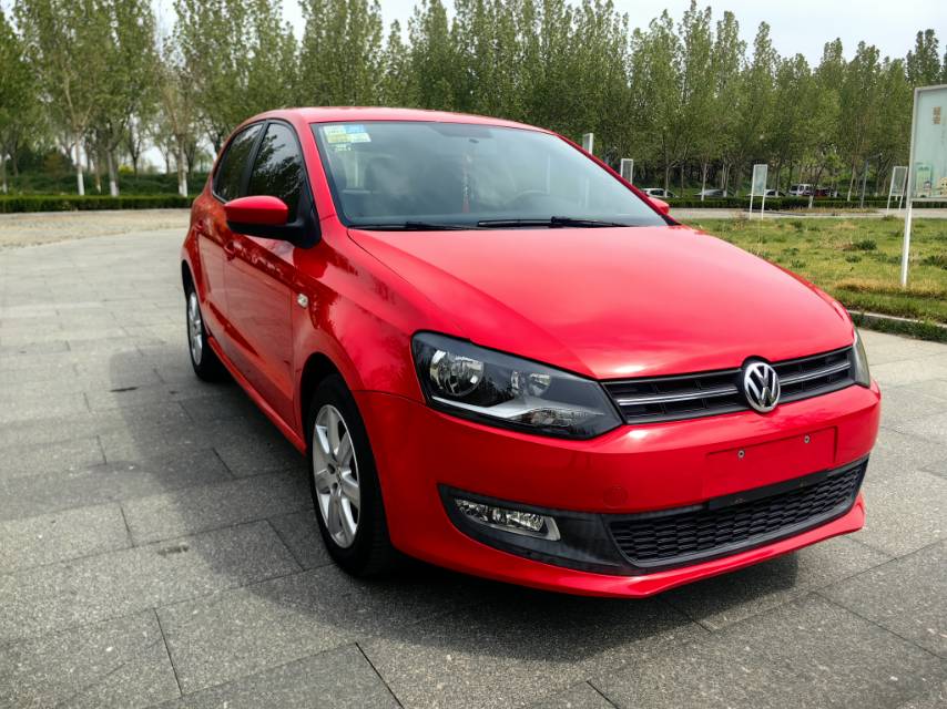 Volkswagen Polo 2013 immagine di auto #2