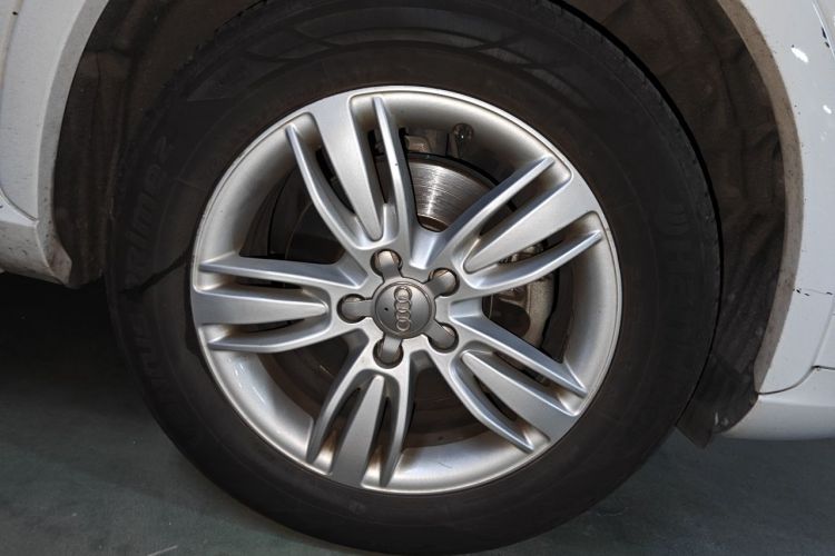 Audi Q3 2015 #6 Audi Q3 2015 car image #6
