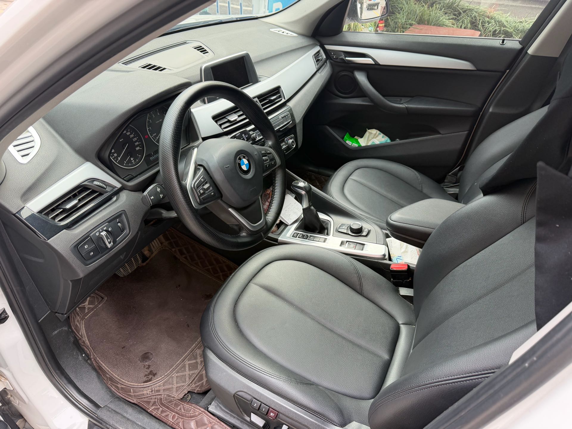2017 imagem de carro #4