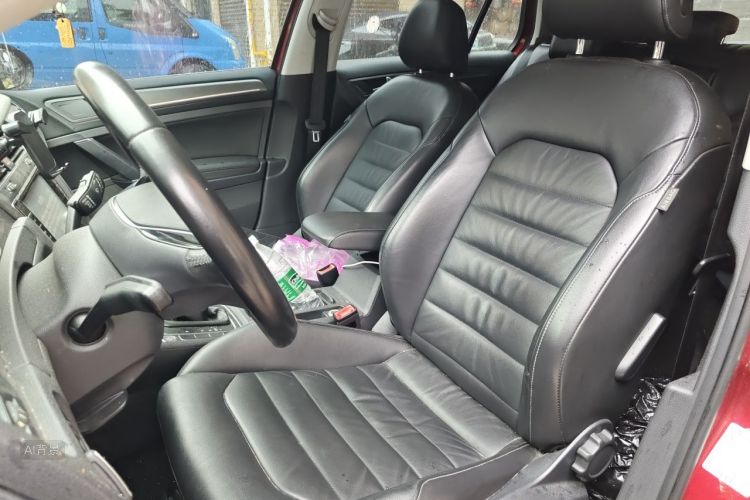 Volkswagen Golf 2015 car image #17
