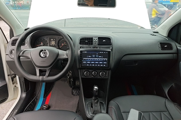 Volkswagen Polo 2019 #10 Volkswagen Polo 2019 car image #10