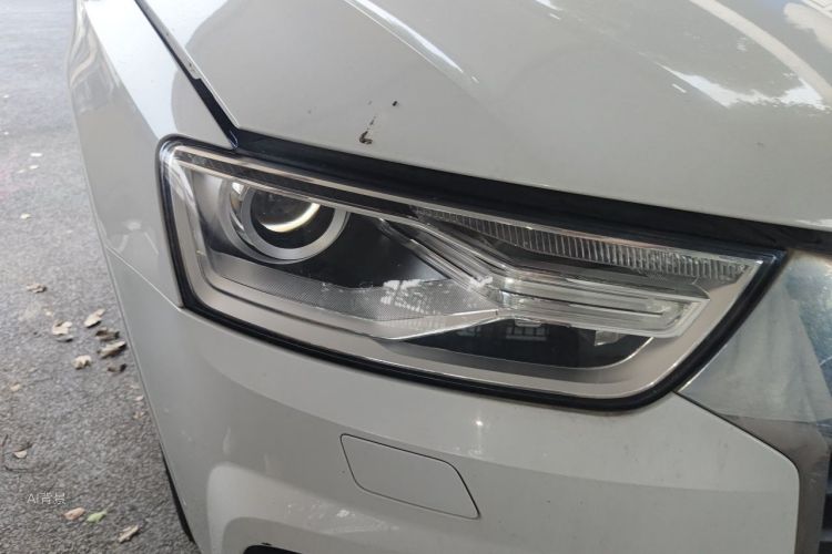 Audi Q3 2017 car image #8