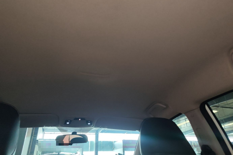 GEELY Emgrand 2021 car image #18