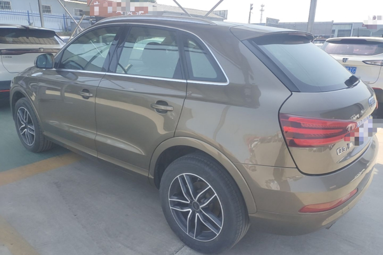 Audi Q3 2015 #5 Audi Q3 2015 car image #5