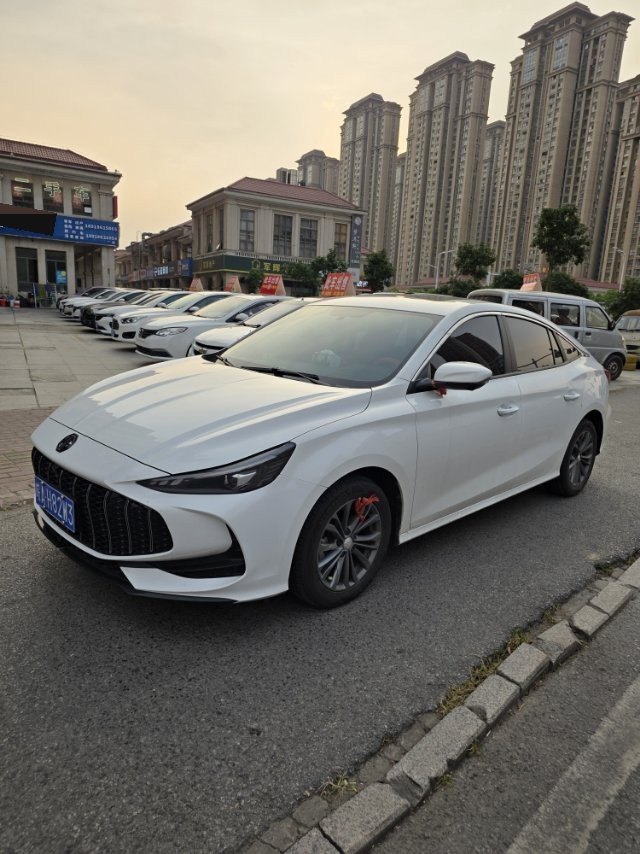 MG 5 2025 MG 5 2025 car image