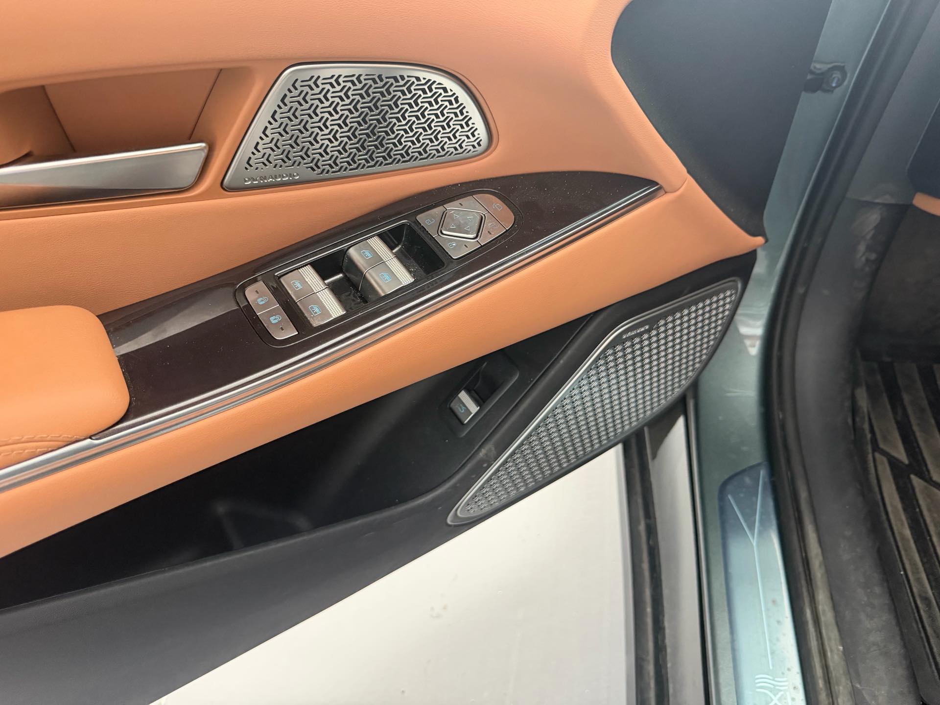 BYD HanL 2025 #5 BYD HanL 2025 immagine di auto #5