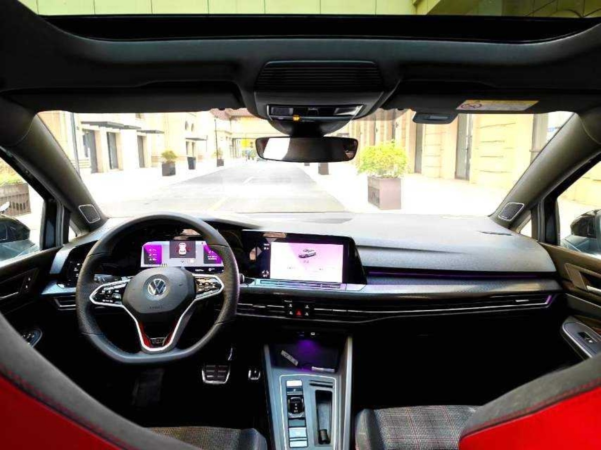 Volkswagen GolfGTI 2023 #4 Volkswagen GolfGTI 2023 car image #4