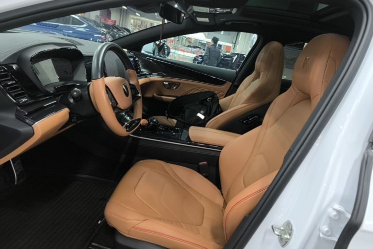 BYD Han 2023 car image #15
