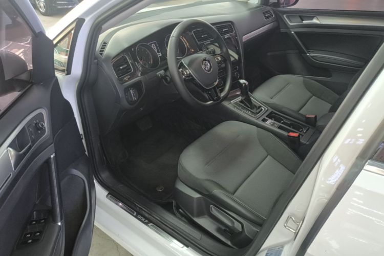 Volkswagen Golf 2018 #12 Volkswagen Golf 2018 car image #12