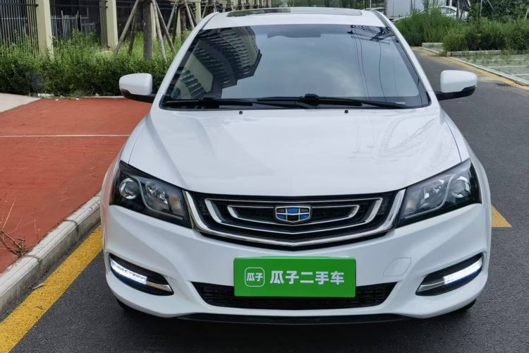 GEELY Emgrand 2017 car image #3