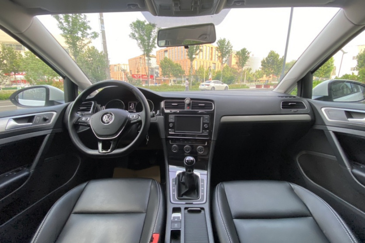 Volkswagen Golf 2019 #11 Volkswagen Golf 2019 car image #11