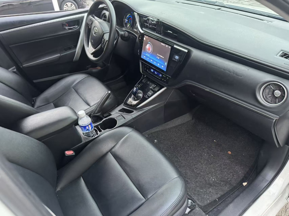 Toyota Corolla 2017 #10 Toyota Corolla 2017 car image #10