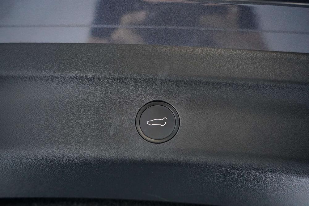 Tesla Model Y 2022 #12 Tesla Model Y 2022 immagine di auto #12