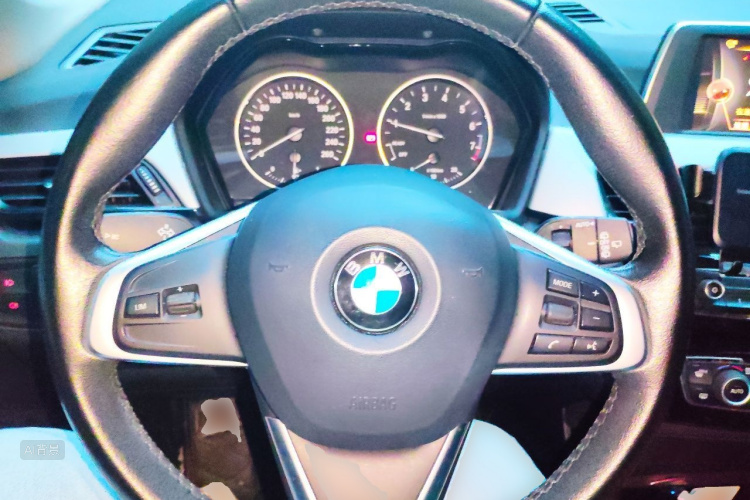 BMW X1 2017 immagine di auto #12