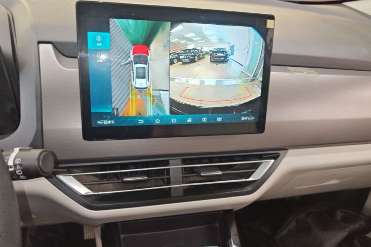 BYD Yuan Pro 2022 car image #13