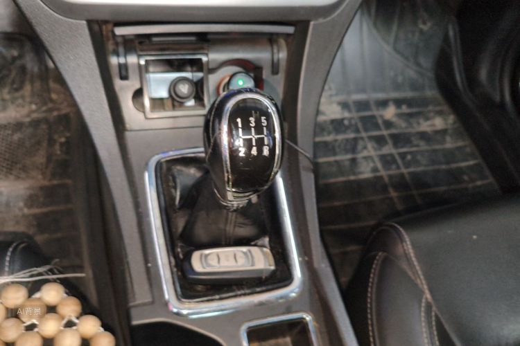 GEELY Emgrand 2016 car image #16