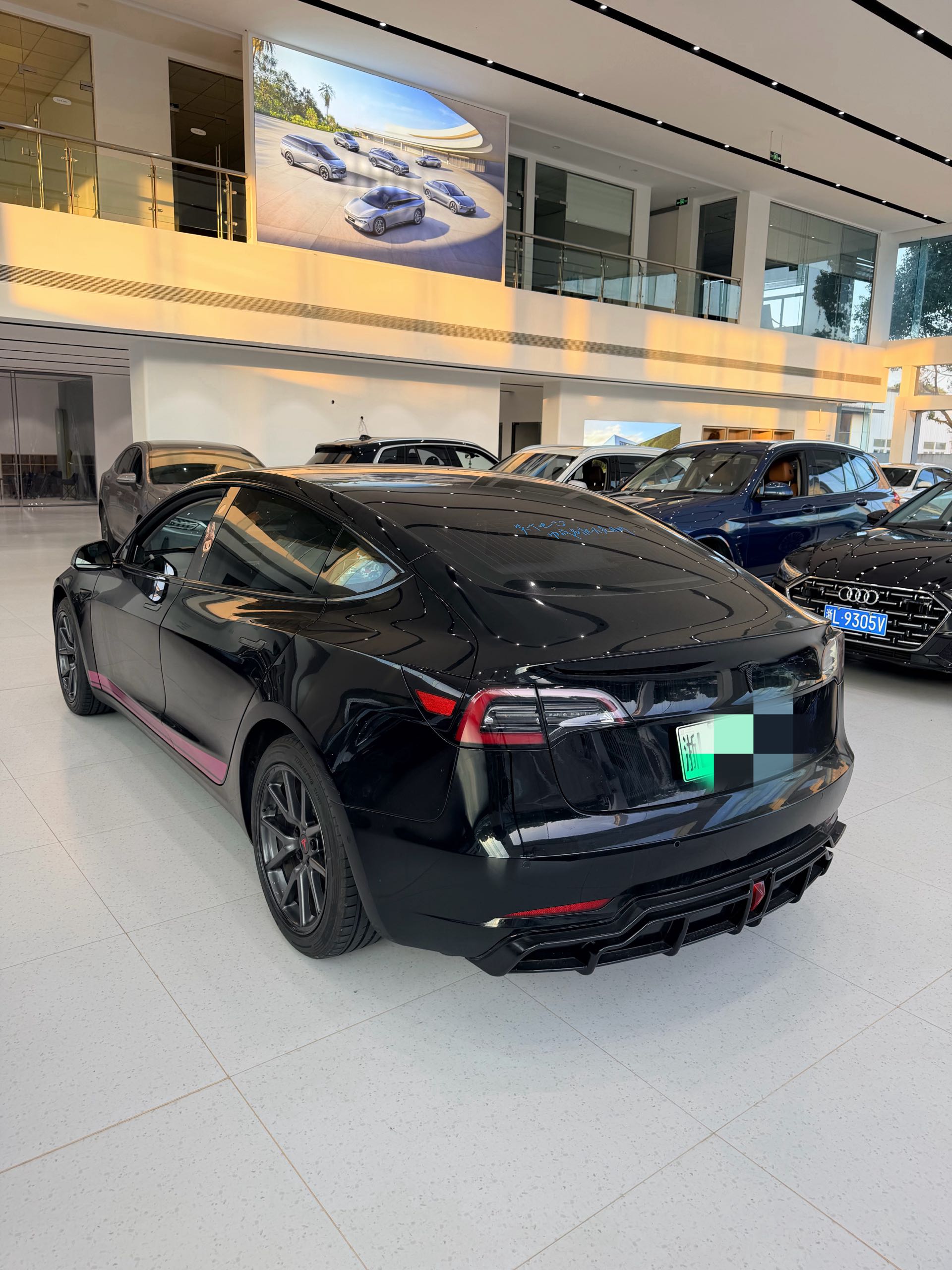 Tesla Model 3 2020 imagem de carro #3