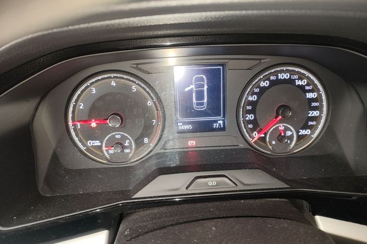 Volkswagen Lavida 2021 car image #12