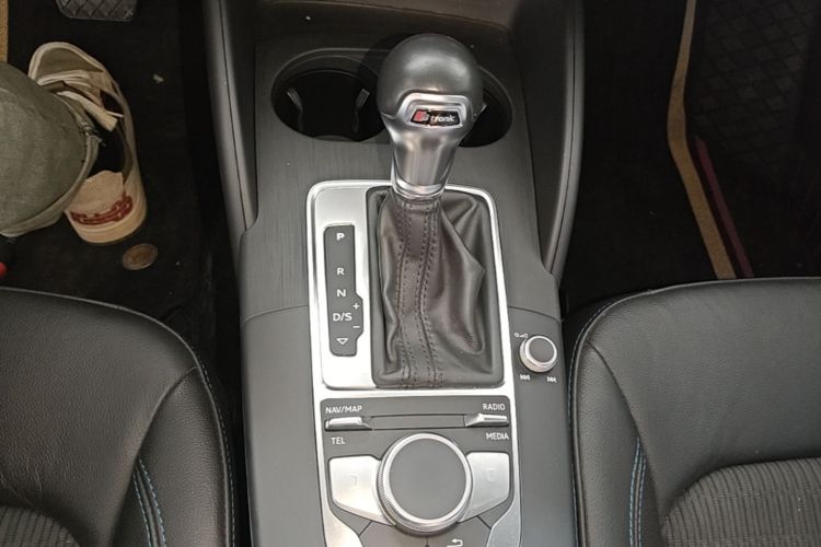 Audi A3 2019 car image #14