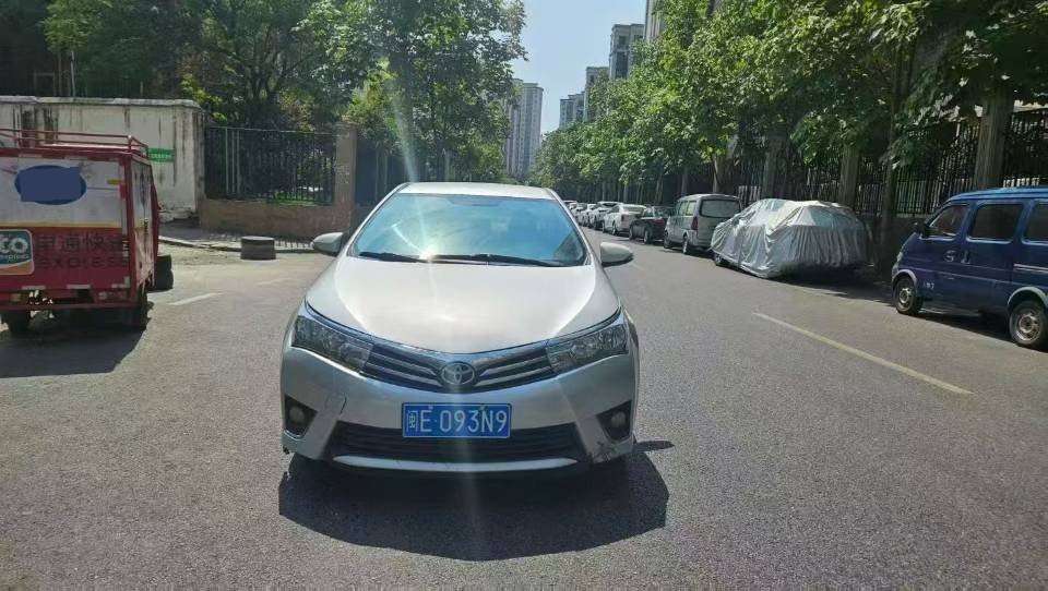 Toyota Corolla 2014 #2 Toyota Corolla 2014 صورة سيارة #2