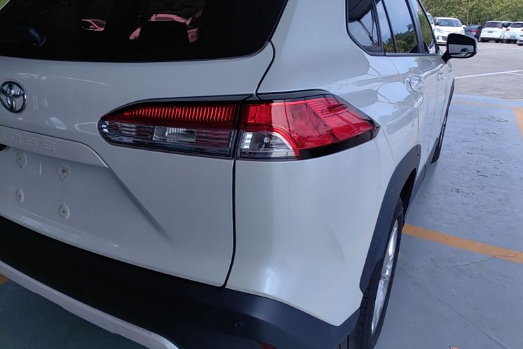 Toyota Corolla Cross 2022 #8 Toyota Corolla Cross 2022 car image #8