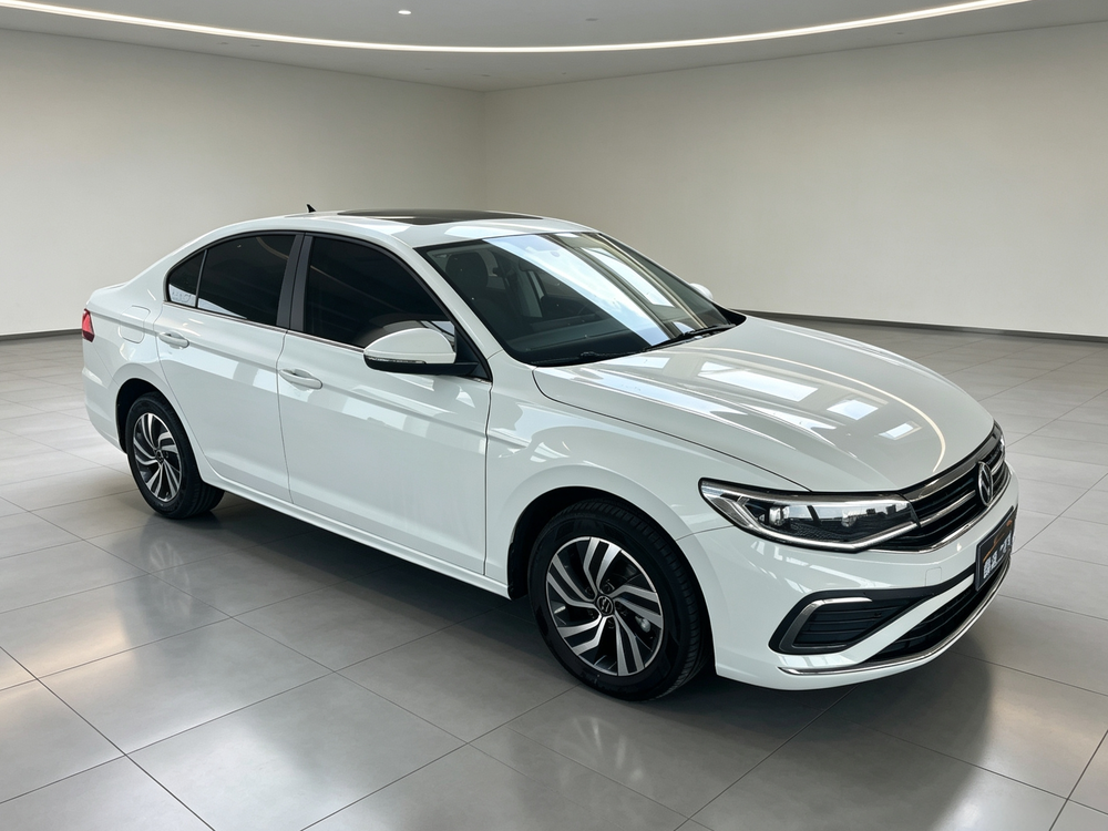 Volkswagen Bora 2025 car image #3